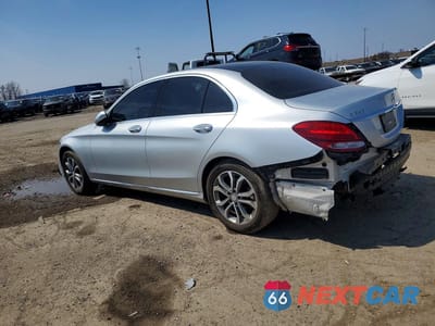 Drugie zdjęcie samochodu z przodu: 2016 MERCEDES-BENZ C 300 4MATIC VIN:55SWF4KB1GU177620 - miniatura