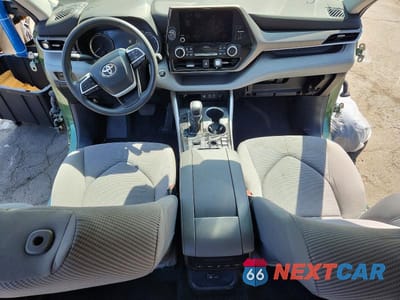 Zdjęcie 8 z 14 samochodu: 2023 TOYOTA HIGHLANDER L VIN:5TDKDRAH4PS500871 - miniatura