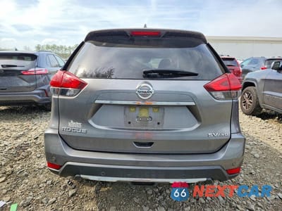 Zdjęcie 6 z 12 samochodu: 2019 NISSAN ROGUE SV VIN:JN8AT2MV9KW380649 - miniatura