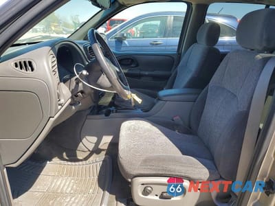 Zdjęcie 7 z 13 samochodu: 2003 CHEVROLET TRAILBLAZER EXT VIN:1GNET16S336174827 - miniatura