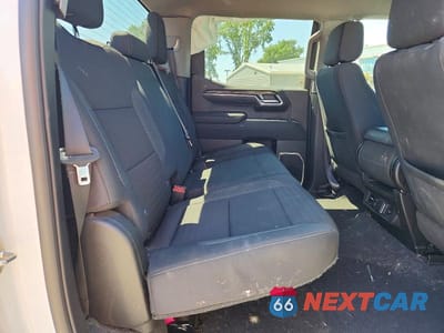 Zdjęcie 10 z 13 samochodu: 2023 CHEVROLET SILVERADO K1500 LT-L VIN:3GCPDKEK7PG188093 - miniatura