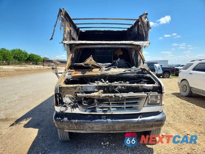 Piąte zdjęcie samochodu w środku: 1994 FORD E350 BOX TRUCK VIN:1FDKE37G6RHA55187 - miniatura