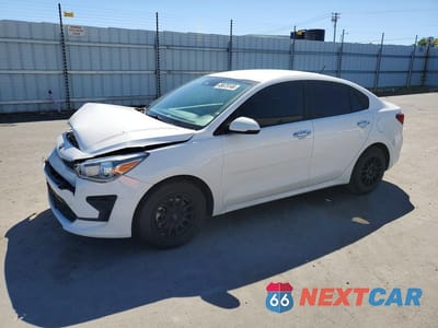 2021 KIA RIO S 3KPA24AD4ME425354 - główne zdjęcie licytacji z USA - miniatura