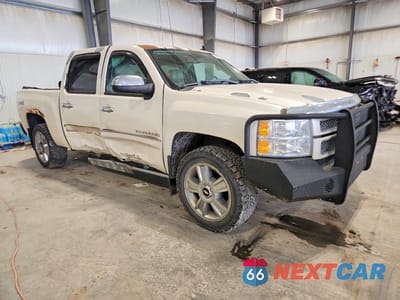 Czwarte zdjęcie samochodu z boku: 2012 CHEVROLET SILVERADO K1500 LTZ VIN:3GCPKTE76CG132244 - miniatura