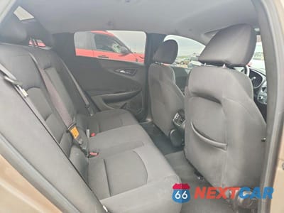 Zdjęcie 10 z 12 samochodu: 2023 CHEVROLET MALIBU LT VIN:1G1ZD5ST4PF177960 - miniatura