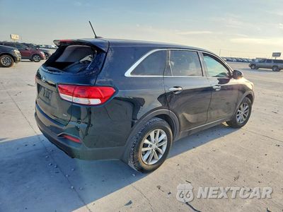 Trzecie zdjęcie samochodu z tyłu: 2017 KIA SORENTO L VIN:5XYPG4A32HG191162 - miniatura