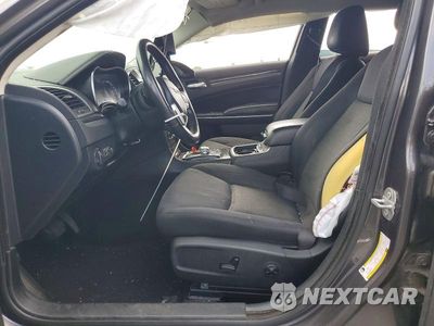 Zdjęcie 7 z 12 samochodu: 2019 CHRYSLER 300 TOURING VIN:2C3CCARG6KH538344 - miniatura