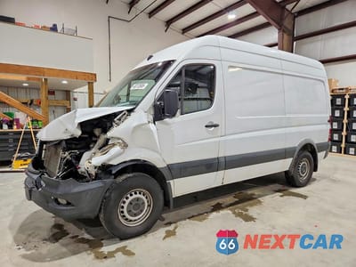 2017 MERCEDES BENZ SPRINTER 2500 DELIVERY VAN WD3PE7CD9HP385062 - główne zdjęcie licytacji z USA - miniatura
