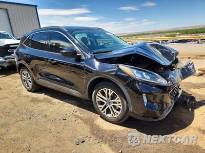 Czwarte zdjęcie samochodu z boku: 2022 FORD ESCAPE SEL VIN:1FMCU0H6XNUB84305 - miniatura