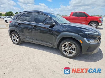 Czwarte zdjęcie samochodu z boku: 2022 HYUNDAI KONA SEL VIN:KM8K32ABXNU840388 - miniatura