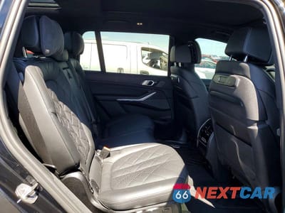 Zdjęcie 11 z 14 samochodu: 2023 BMW X7 XDRIVE40I VIN:5UX23EM05P9R37325 - miniatura