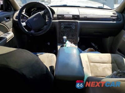 Zdjęcie 8 z 11 samochodu: 2008 FORD TAURUS SEL VIN:1FAHP24W78G136515 - miniatura