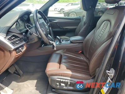 Zdjęcie 7 z 13 samochodu: 2018 BMW X5 XDRIVE35I VIN:5UXKR0C50J0X96500 - miniatura