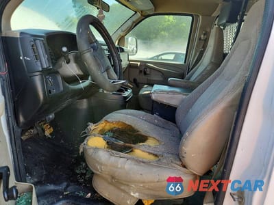 Zdjęcie 7 z 13 samochodu: 2007 CHEVROLET EXPRESS 1500 DELIVERY VAN VIN:1GCFG15X771217535 - miniatura