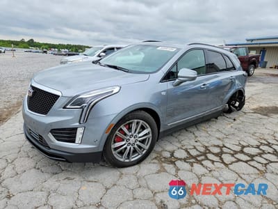 2025 CADILLAC XT5 SPORT 1GYKNGRS8SZ113761 - główne zdjęcie licytacji z USA - miniatura