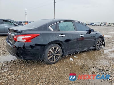 Trzecie zdjęcie samochodu z tyłu: 2016 NISSAN ALTIMA 2.5 SR VIN:1N4AL3AP4GC287236 - miniatura