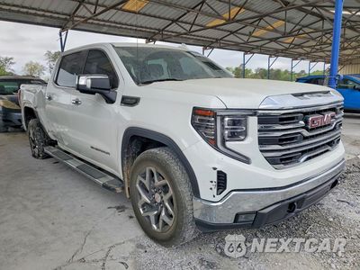 Czwarte zdjęcie samochodu z boku: 2024 GMC SIERRA K1500 SLT VIN:3GTUUDED3RG310631 - miniatura