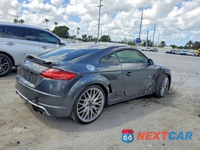 Trzecie zdjęcie samochodu z tyłu: 2016 AUDI TTS VIN:TRUC1AFV1G1031254 - miniatura