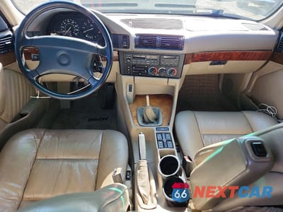 Zdjęcie 8 z 12 samochodu: 1994 BMW 525 I AUTOMATIC VIN:WBAHD6323RGK45481 - miniatura