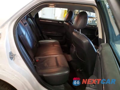 Zdjęcie 10 z 11 samochodu: 2010 CHRYSLER 300 TOURING VIN:2C3CA5CV5AH315196 - miniatura