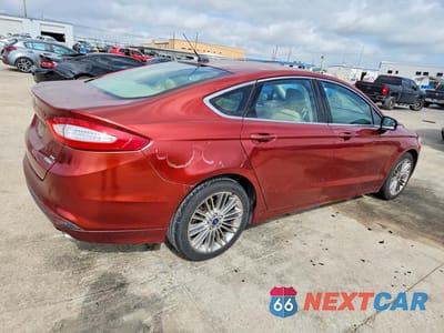 Trzecie zdjęcie samochodu z tyłu: 2014 FORD FUSION SE VIN:3FA6P0HD1ER376653 - miniatura