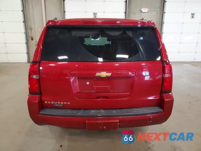 Zdjęcie 6 z 13 samochodu: 2015 CHEVROLET SUBURBAN K1500 LT VIN:1GNSKJKC6FR604650 - miniatura