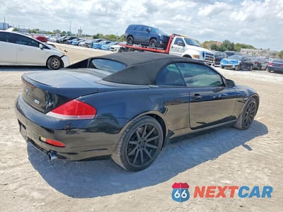 Trzecie zdjęcie samochodu z tyłu: 2005 BMW 645 CI AUTOMATIC VIN:WBAEK73465B327681 - miniatura