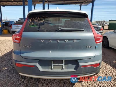 Zdjęcie 6 z 14 samochodu: 2020 VOLVO XC40 T5 MOMENTUM VIN:YV4162UK0L2325943 - miniatura