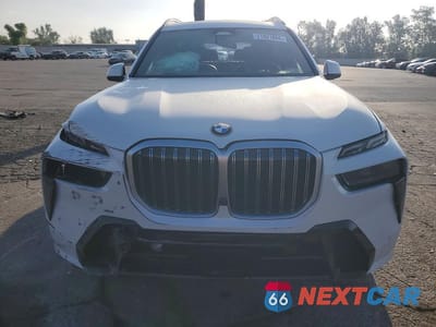 Piąte zdjęcie samochodu w środku: 2023 BMW X7 XDRIVE40I VIN:5UX23EM03P9P31050 - miniatura