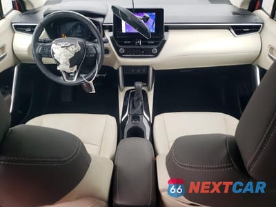 Zdjęcie 8 z 12 samochodu: 2023 TOYOTA COROLLA CROSS XLE VIN:7MUEAABG3PV076960 - miniatura