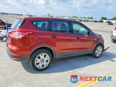 Trzecie zdjęcie samochodu z tyłu: 2015 FORD ESCAPE S VIN:1FMCU0F76FUC59191 - miniatura
