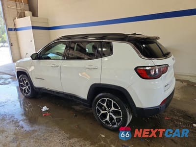 Drugie zdjęcie samochodu z przodu: 2025 JEEP COMPASS LIMITED VIN:3C4NJDCN1ST509084 - miniatura