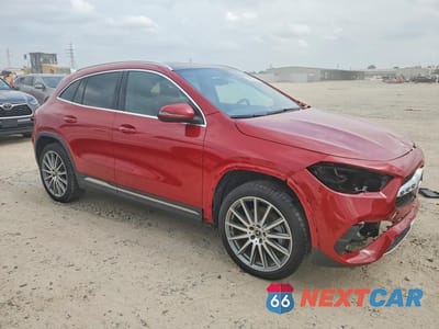 Czwarte zdjęcie samochodu z boku: 2023 MERCEDES-BENZ GLA 250 VIN:W1N4N4GB9PJ448090 - miniatura