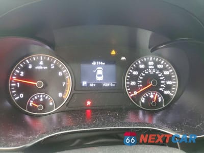 Zdjęcie 9 z 12 samochodu: 2019 KIA OPTIMA LX VIN:5XXGT4L39KG338680 - miniatura