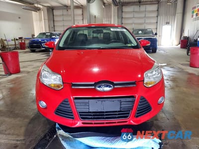Piąte zdjęcie samochodu w środku: 2013 FORD FOCUS SE VIN:1FADP3F29DL320421 - miniatura