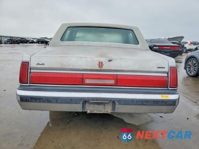 Zdjęcie 6 z 13 samochodu: 1985 LINCOLN TOWN CAR VIN:1LNBP96F8FY691028 - miniatura