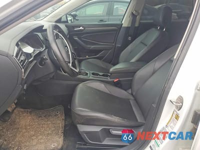 Zdjęcie 7 z 11 samochodu: 2020 VOLKSWAGEN JETTA SEL VIN:3VWEB7BUXLM071391 - miniatura