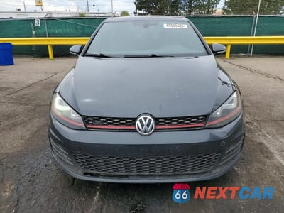 Piąte zdjęcie samochodu w środku: 2016 VOLKSWAGEN GTI S VIN:3VW5T7AU9GM026284 - miniatura