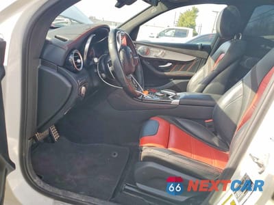 Zdjęcie 7 z 11 samochodu: 2019 MERCEDES-BENZ GLC 63 4MATIC AMG VIN:WDC0G8JB3KF497646 - miniatura