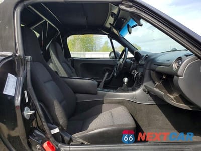 Zdjęcie 10 z 12 samochodu: 1999 MAZDA MX-5 MIATA VIN:JM1NB3537X0124734 - miniatura