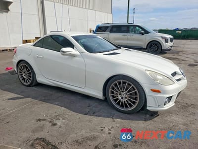 Czwarte zdjęcie samochodu z boku: 2009 MERCEDES-BENZ SLK 350 VIN:WDBWK58F69F190423 - miniatura