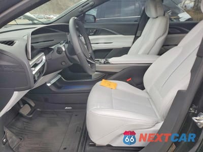 Zdjęcie 7 z 13 samochodu: 2024 CADILLAC LYRIQ SPORT VIN:1GYKPVRL9RZ112992 - miniatura