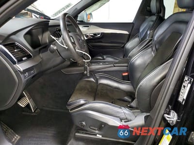 Zdjęcie 7 z 12 samochodu: 2017 VOLVO XC90 T6 VIN:YV4A22PM9H1185932 - miniatura