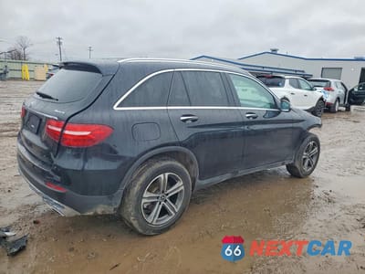 Trzecie zdjęcie samochodu z tyłu: 2019 MERCEDES-BENZ GLC 300 4MATIC VIN:WDC0G4KB6KF659485 - miniatura