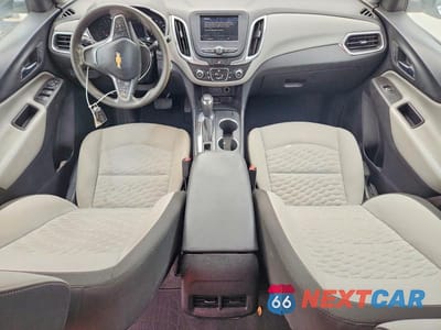 Zdjęcie 8 z 13 samochodu: 2020 CHEVROLET EQUINOX LT VIN:2GNAXKEV4L6204030 - miniatura