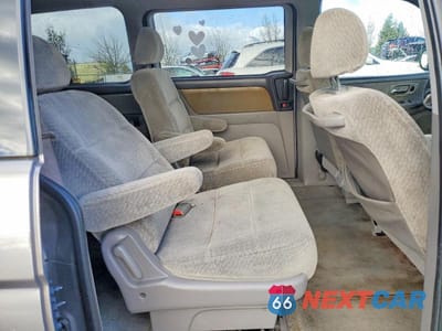 Zdjęcie 11 z 13 samochodu: 2000 HONDA ODYSSEY LX VIN:2HKRL1855YH574791 - miniatura