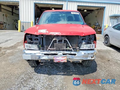 Piąte zdjęcie samochodu w środku: 2004 CHEVROLET SILVERADO K1500 VIN:2GCEK19T641306522 - miniatura