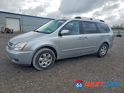 2008 KIA SEDONA LX KNDMB233286220696 - główne zdjęcie licytacji z USA - miniatura