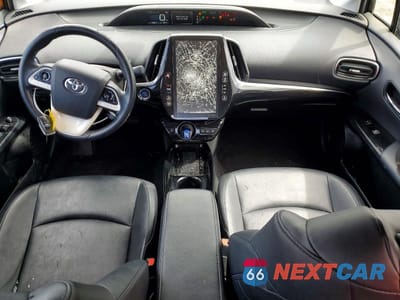 Zdjęcie 8 z 12 samochodu: 2017 TOYOTA PRIUS PRIME PREMIUM VIN:JTDKARFP1H3040273 - miniatura
