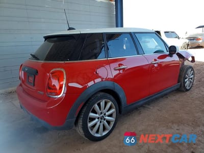 Trzecie zdjęcie samochodu z tyłu: 2021 MINI COOPER VIN:WMWXU7C08M2N56765 - miniatura